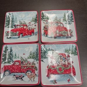 Certified international Christmas plates set of 4